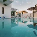 Escape Private Pool Villa *