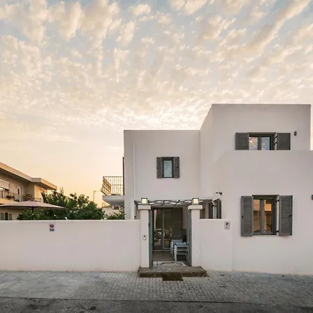 Escape Private Pool *