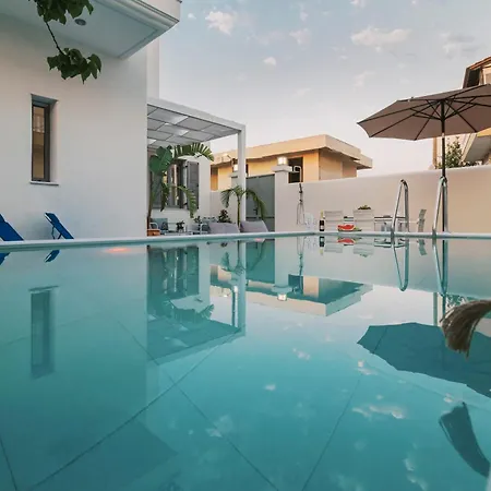 Escape Private Pool Villa *