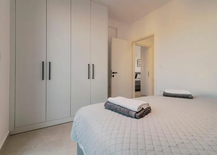 Escape Private Pool *